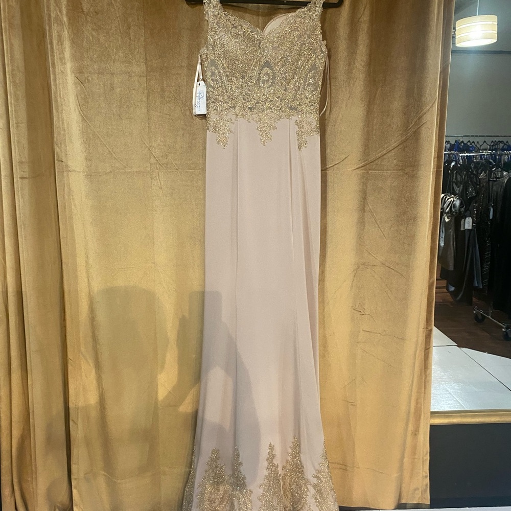 Elegant Gold Evening Gown - Picture 2 of 7